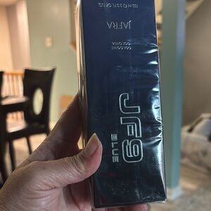 Deep Blue Container with Glossy Finish and Bold Text